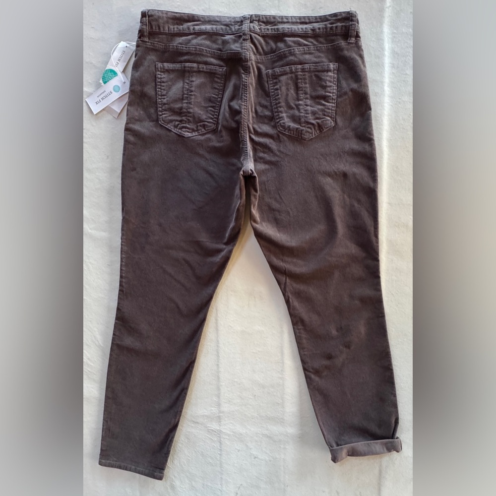 NWT Brown Corduroy Prosperity Shiela Jeans Tapered Leg (32/14) - Picture 4 of 14